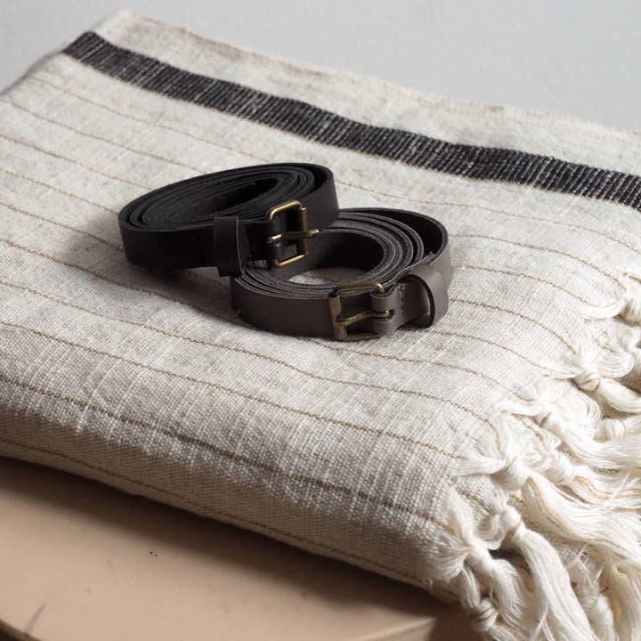 Ceinture | Belt No8385w and other Purchase Wholesale ceinture. Free Returns & Net 60 Terms on Faire trending on Faire.