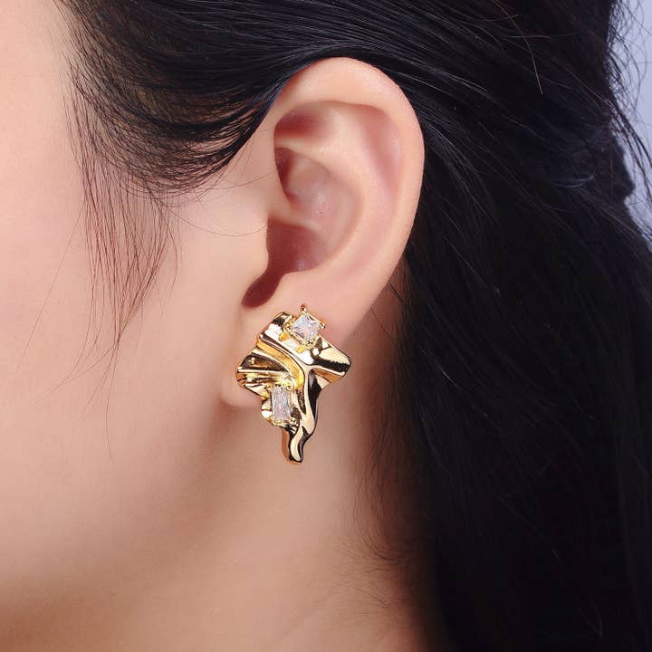 Aim Eternal – Engroshandel Ørestikkere – Guld geometrisk abstrakt folie klar CZ firkantet Baguette Stud øreringe | AB1333