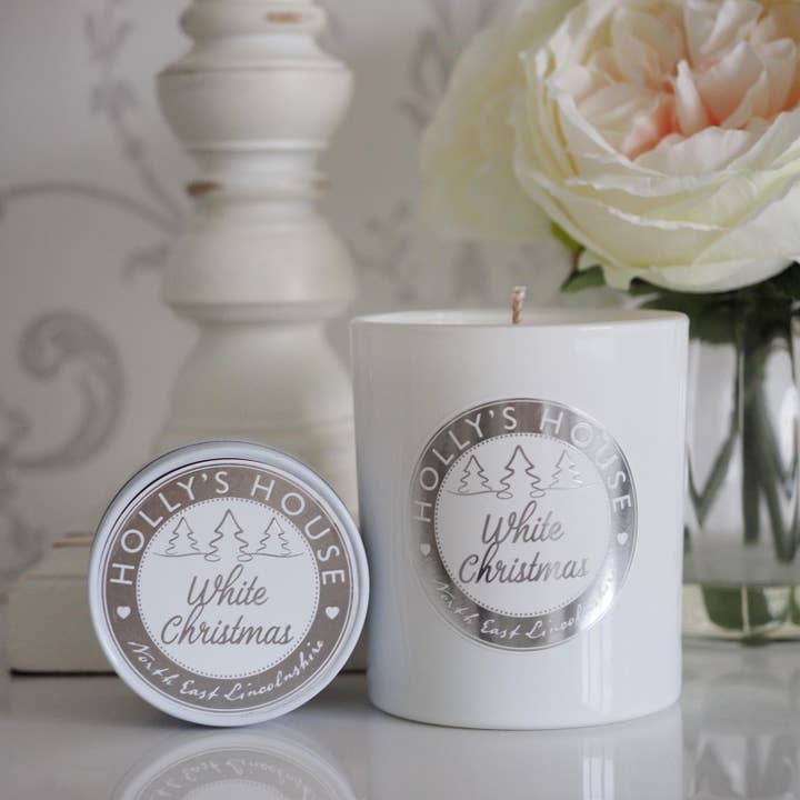 Hvid jul 100ml Candle Tin for engroshandel hos Holly's House UK
