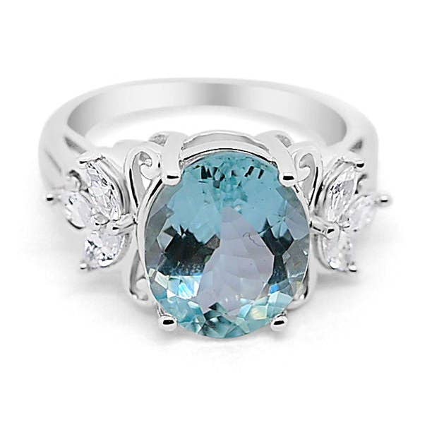 Ovale lichtblauwe aquamarijn solitaire ring in sterlingzilver voor wholesale door Blue Star Gems NY