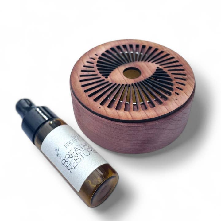 Désodorisant pour voiture - Cedar Freshener Co. (Diffuseur de cèdre + Recharge d'huile) pour la vente par Cedar Freshener Co.