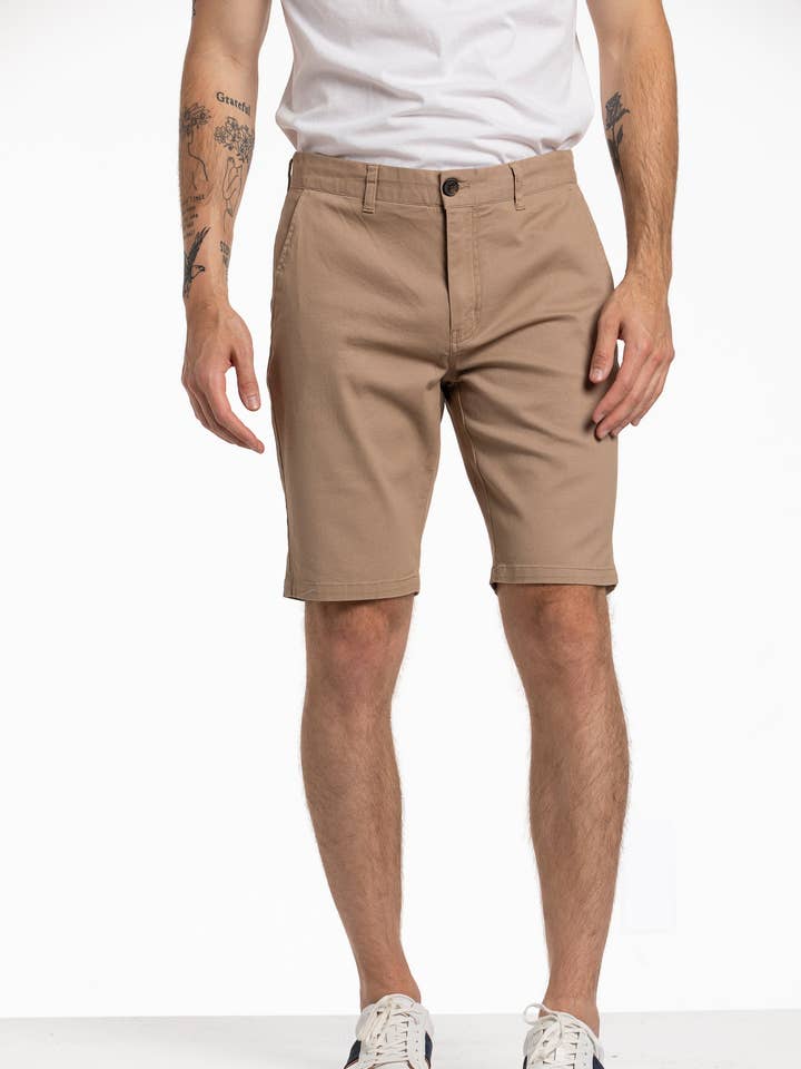 Stretch Malone Shorts i Biscuit för wholesale av Rue Saint-Patrick
