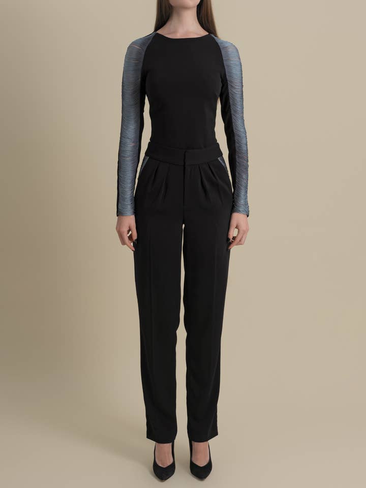 Medusa Top in Blue Smoke for wholesale on Faire10