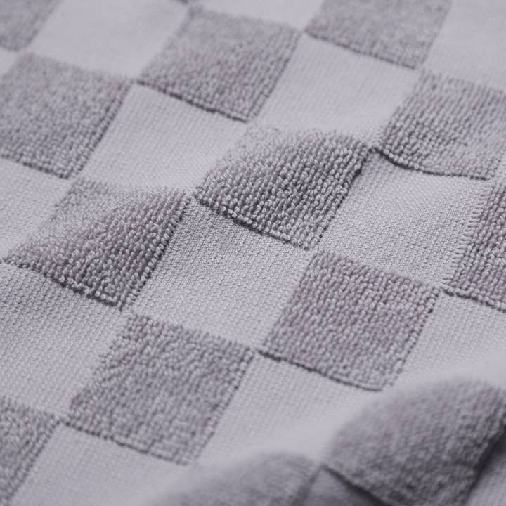 Happy Place Brand - Wholesale Bath Towel - Organic Checkered Bath Towel10