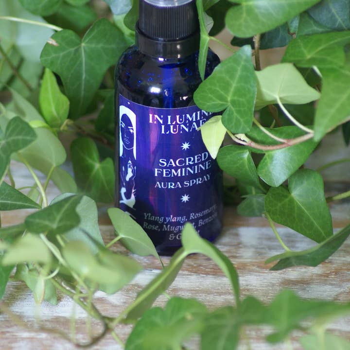 In Lumine Lunae – wholesale Aromatherapy mist – Sacred Feminine mist aura spray2