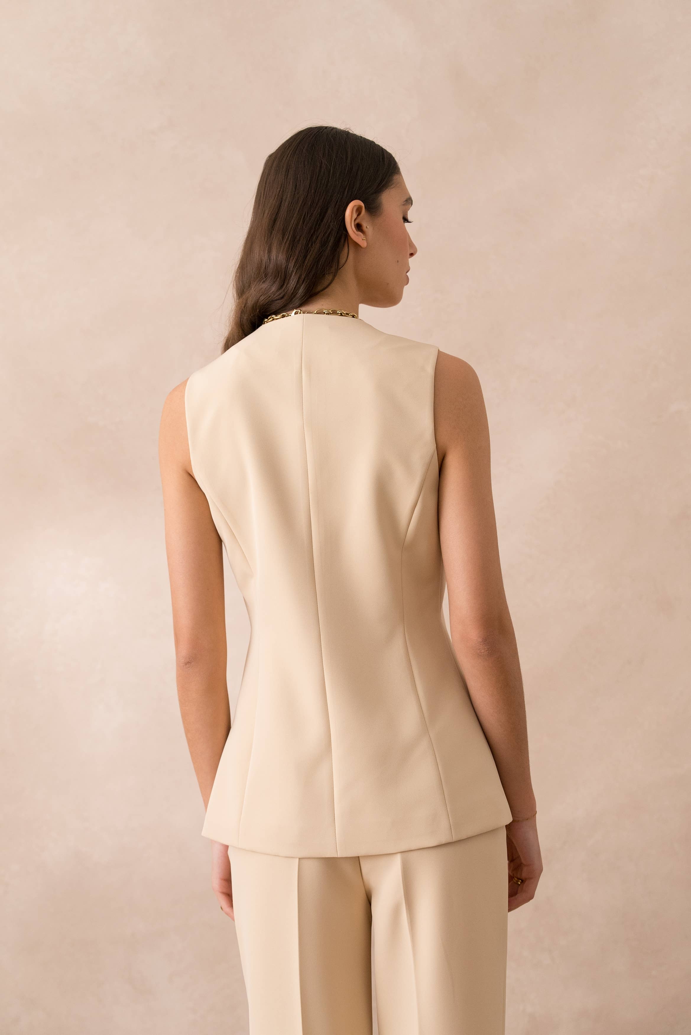 Attentif Paris - Wholesale Suit Vest - Women's - [Timeless] Long sleeveless vest with textured gold buttons51