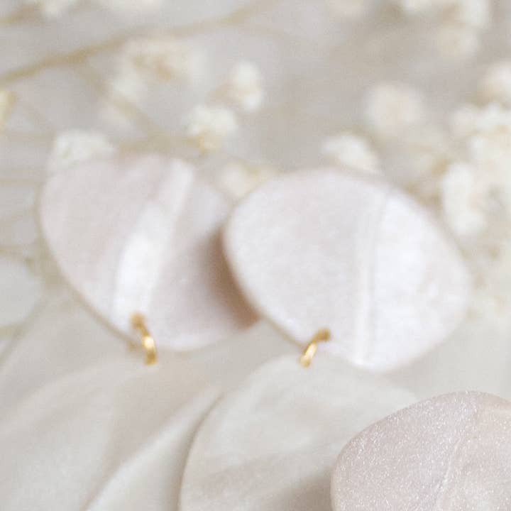 Standard Teresa for wholesale by Simply Yenni