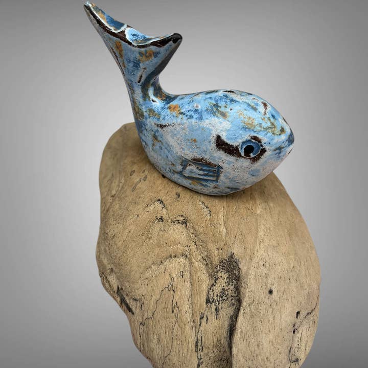 Batik Indah - Wholesale Decorative Figurine - Wooden carved painted whale on wood stand
