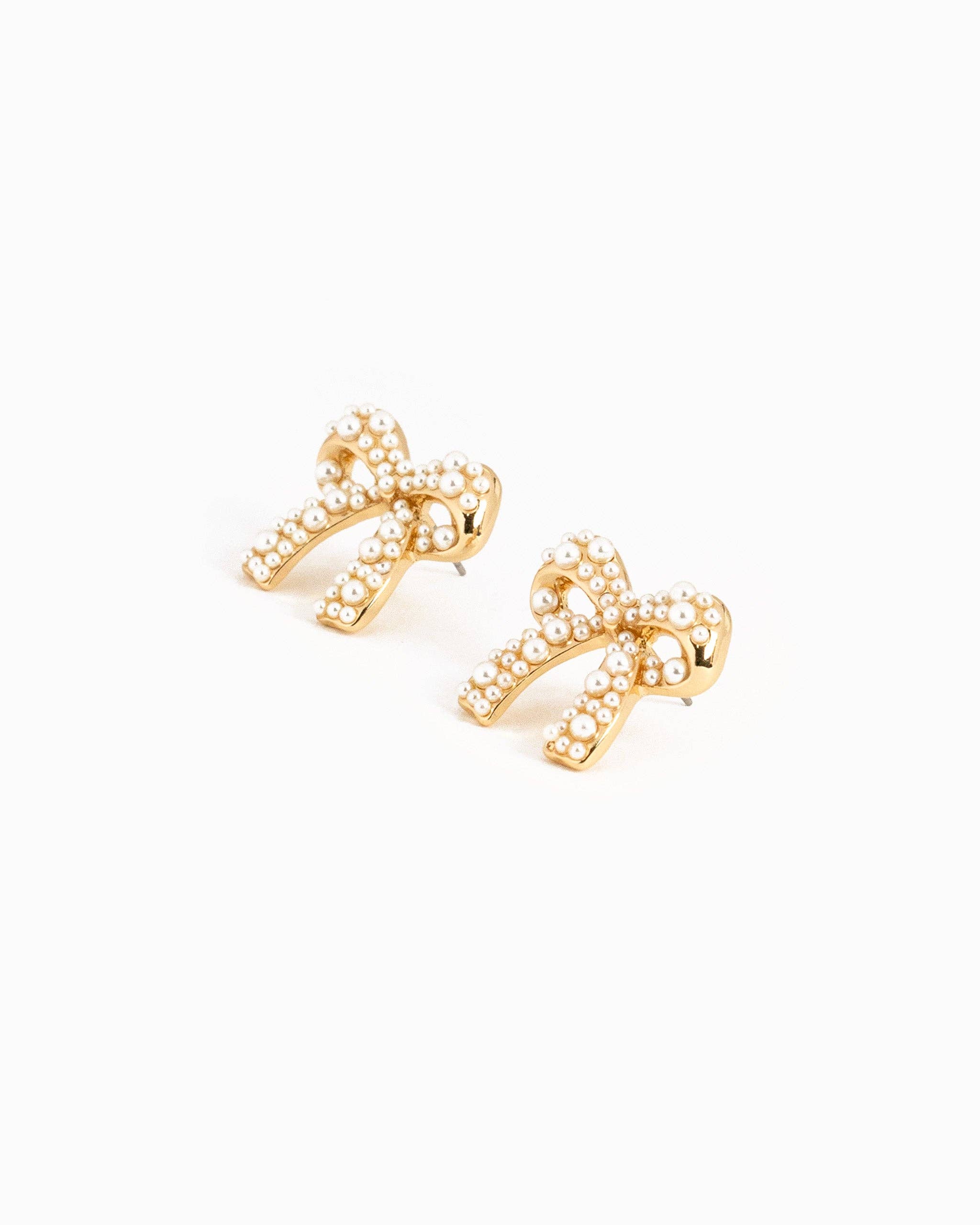Sessori - Wholesale Stud/Post Earrings - Organic Pearl Pave Bow Earrings1