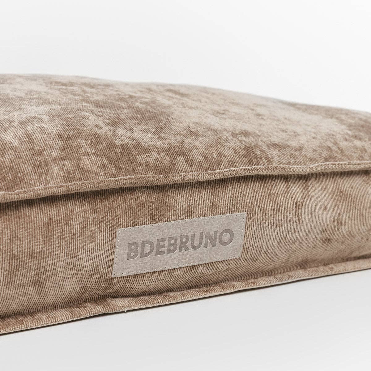 B de Bruno - Wholesale Pet bed – Dog - Basic Moka Case2