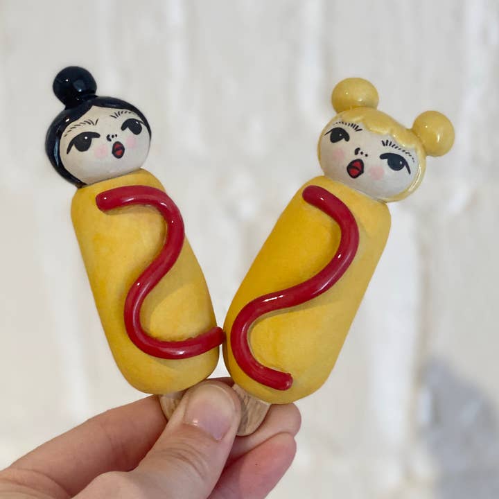 Munbeibi - Wholesale Decorative Figurine - Connie the Ceramic Corndog Munbeibi1