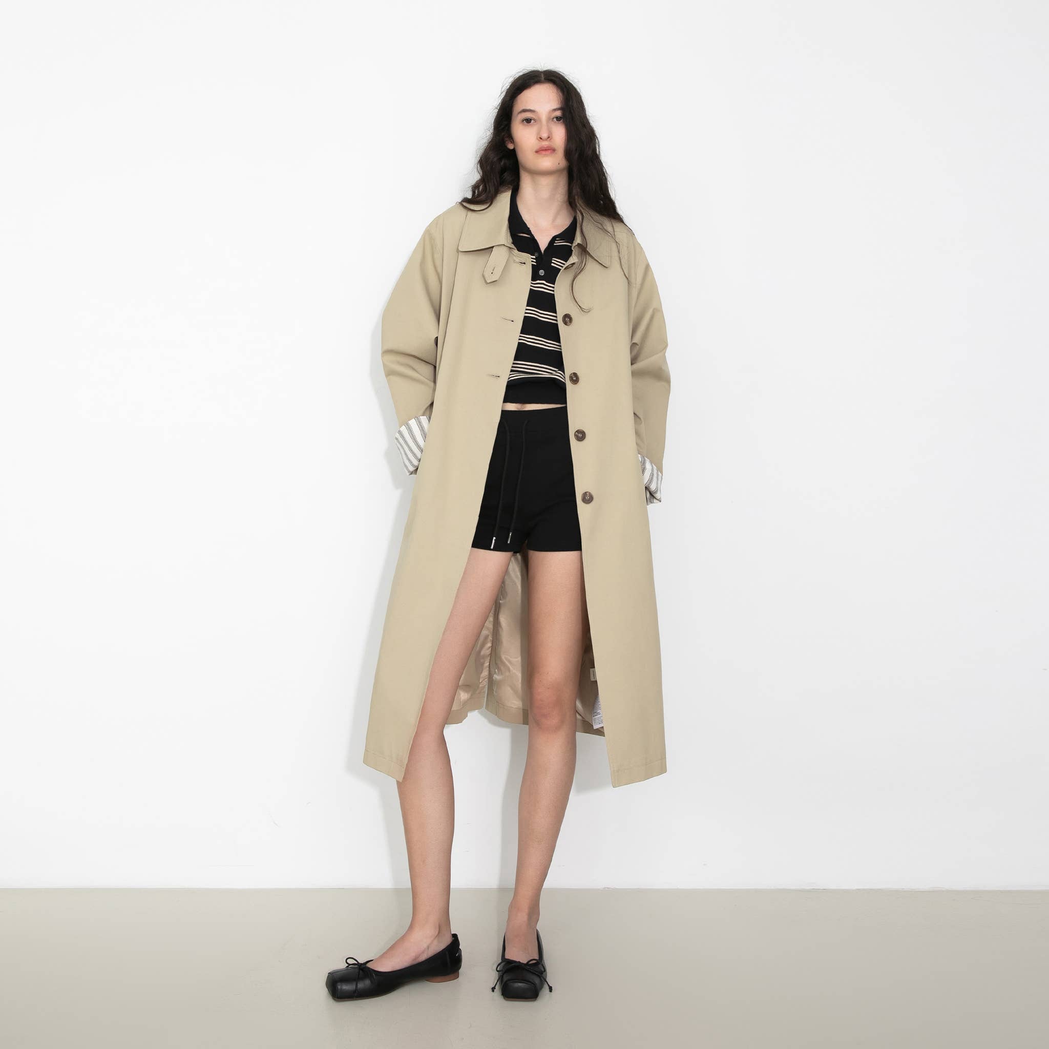 CUBIC - Wholesale Trenchcoat - Dames - Macintosh trenchcoat met gestreepte voering13