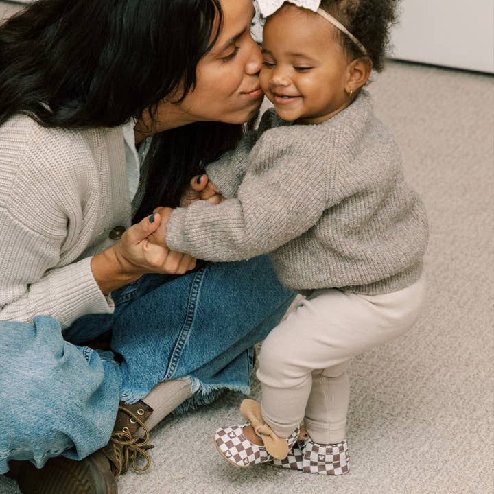 Freshly Picked - Wholesale Crib Shoes - Baby - Disney Mocha Mickey Mouse Knotted Bow Baby Shoe2