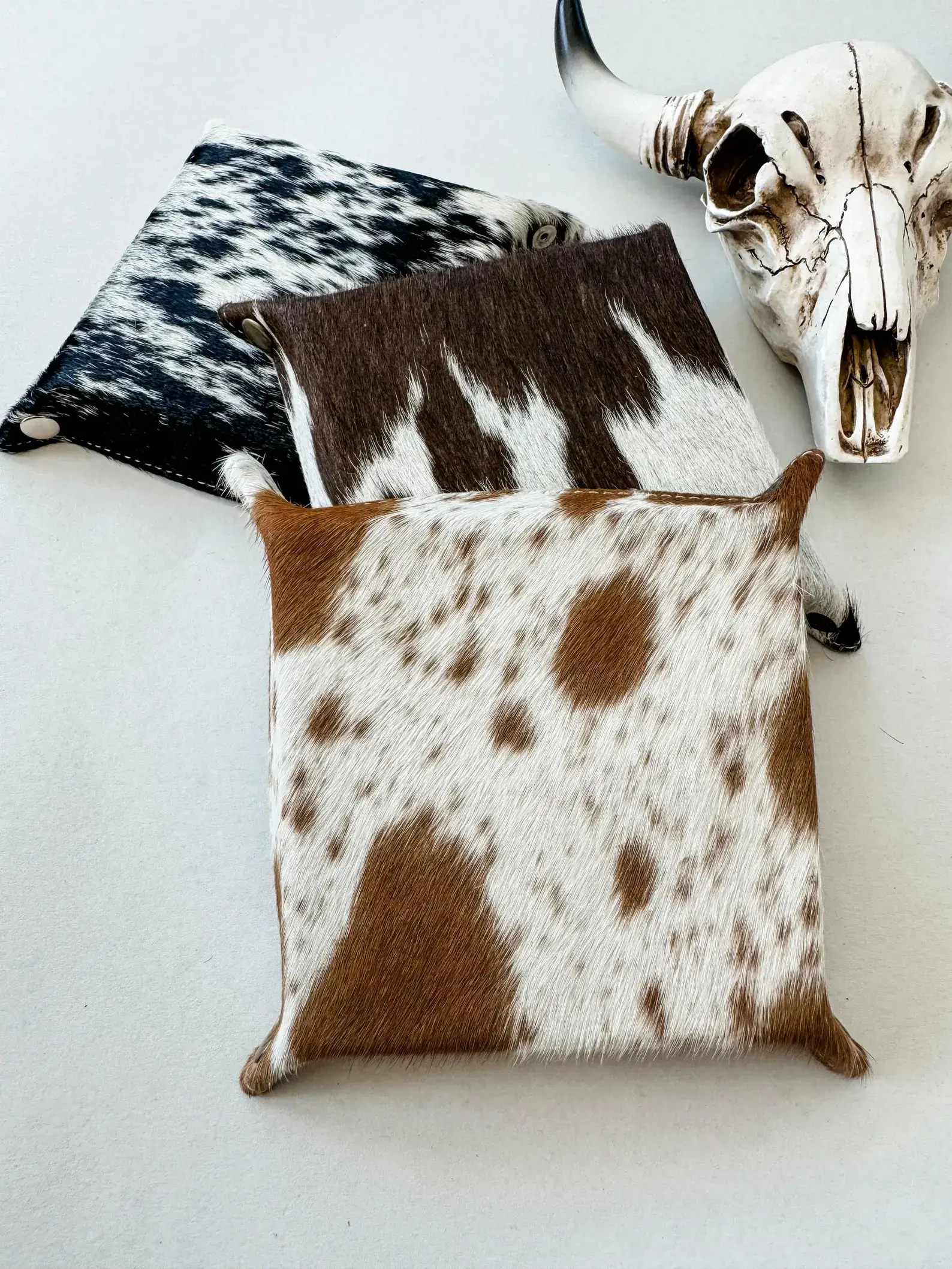 Boho Ranch Shop - Wholesale Jewelry Dish - COWHIDE LEATHER TRAY - jewelry storage keys 6