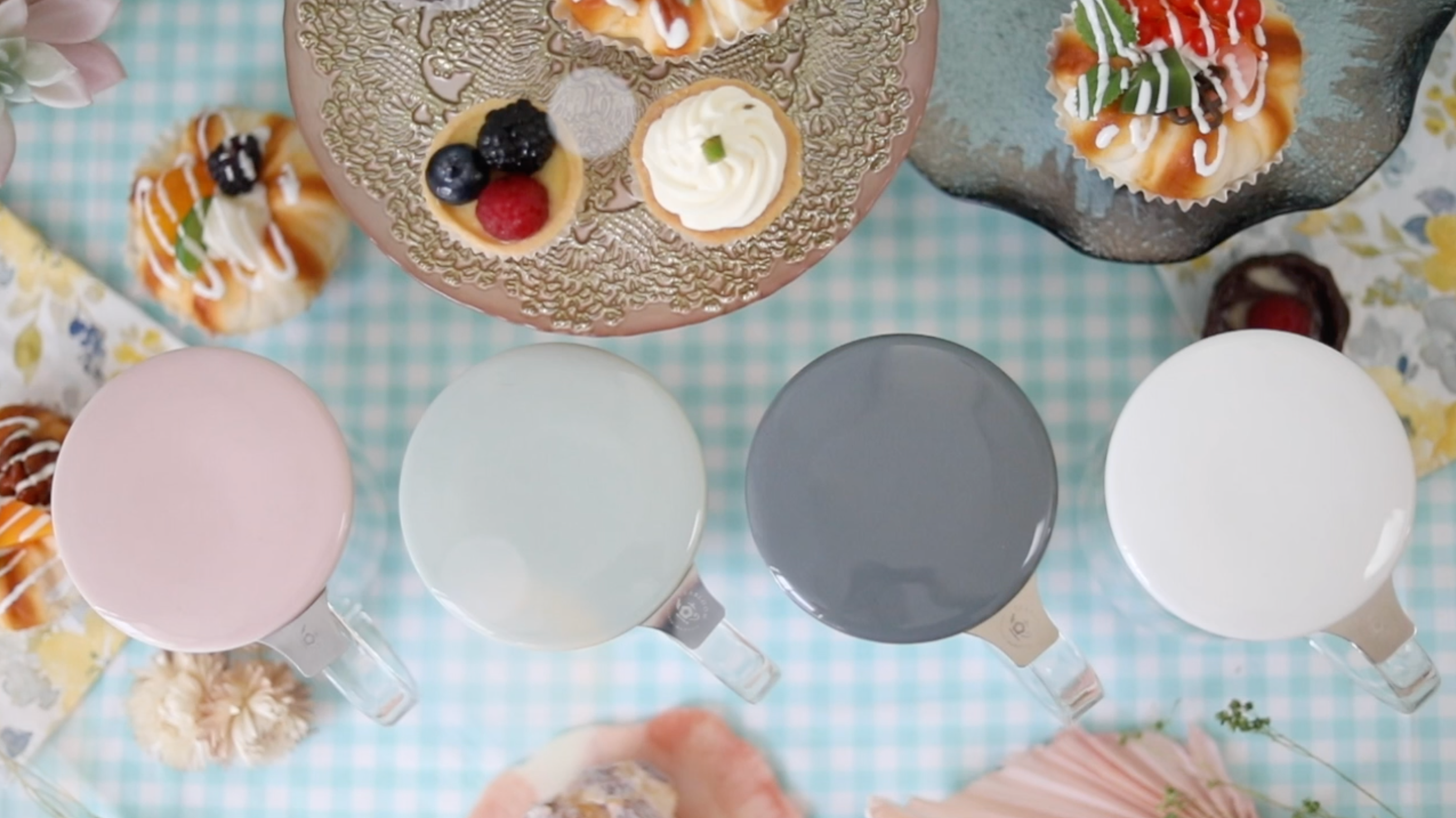 Teabloom - Wholesale Coffee/Tea Cup - Teabloom Radiance® Double Wall Glass Mug with Infuser & Lid8