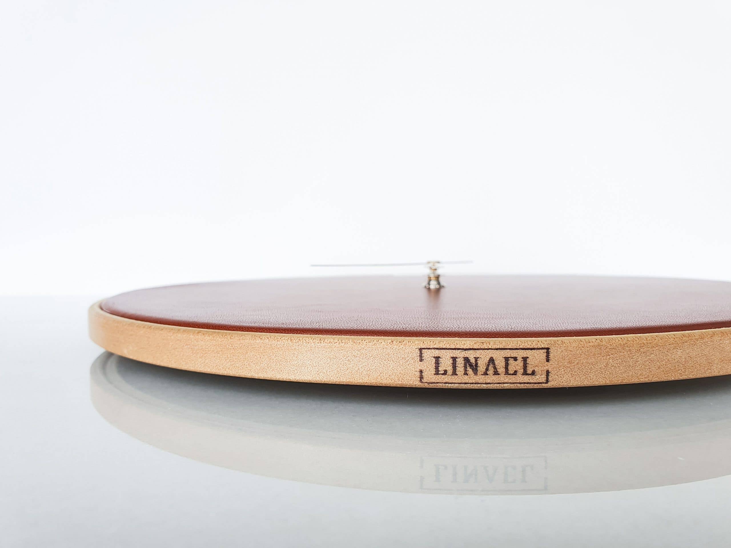 Linael - Venta al por mayor Relojes de pared - Reloj de pared grande de cuero color marrón coñac3