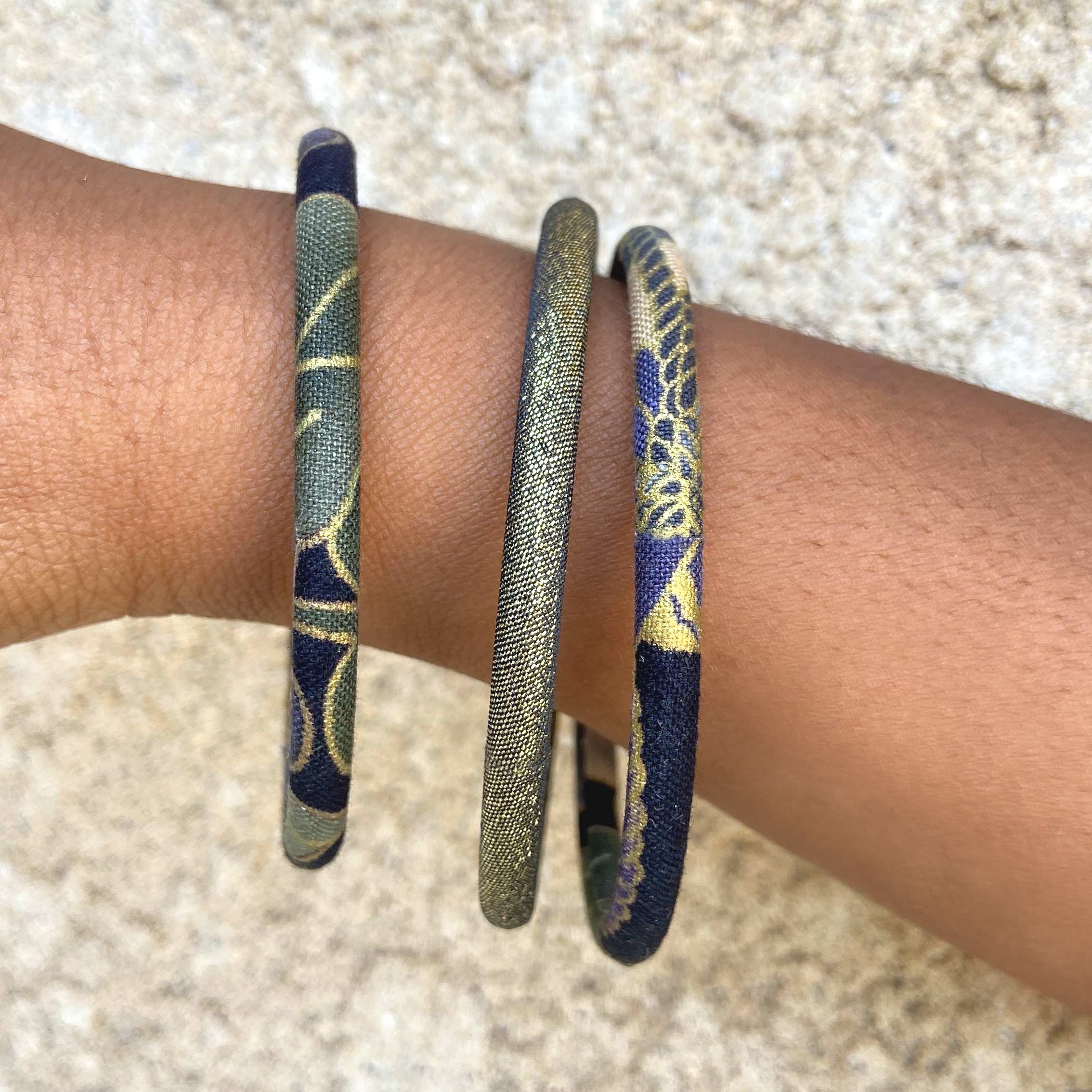 Melokane - Wholesale Bangle Bracelet - Sparkling fabric bangle bracelet in khaki-bronze color1