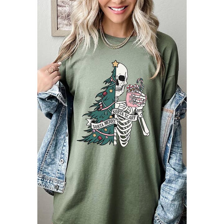 COLORBEAR – Großhandel T-Shirt (Grafikdruck) – Damen – IRGENDWIE FRÖHLICH, IRGENDWIE GRUSELIG, WEIHNACHTEN, SKELETT, SCHWERE BAUMWOLLE4