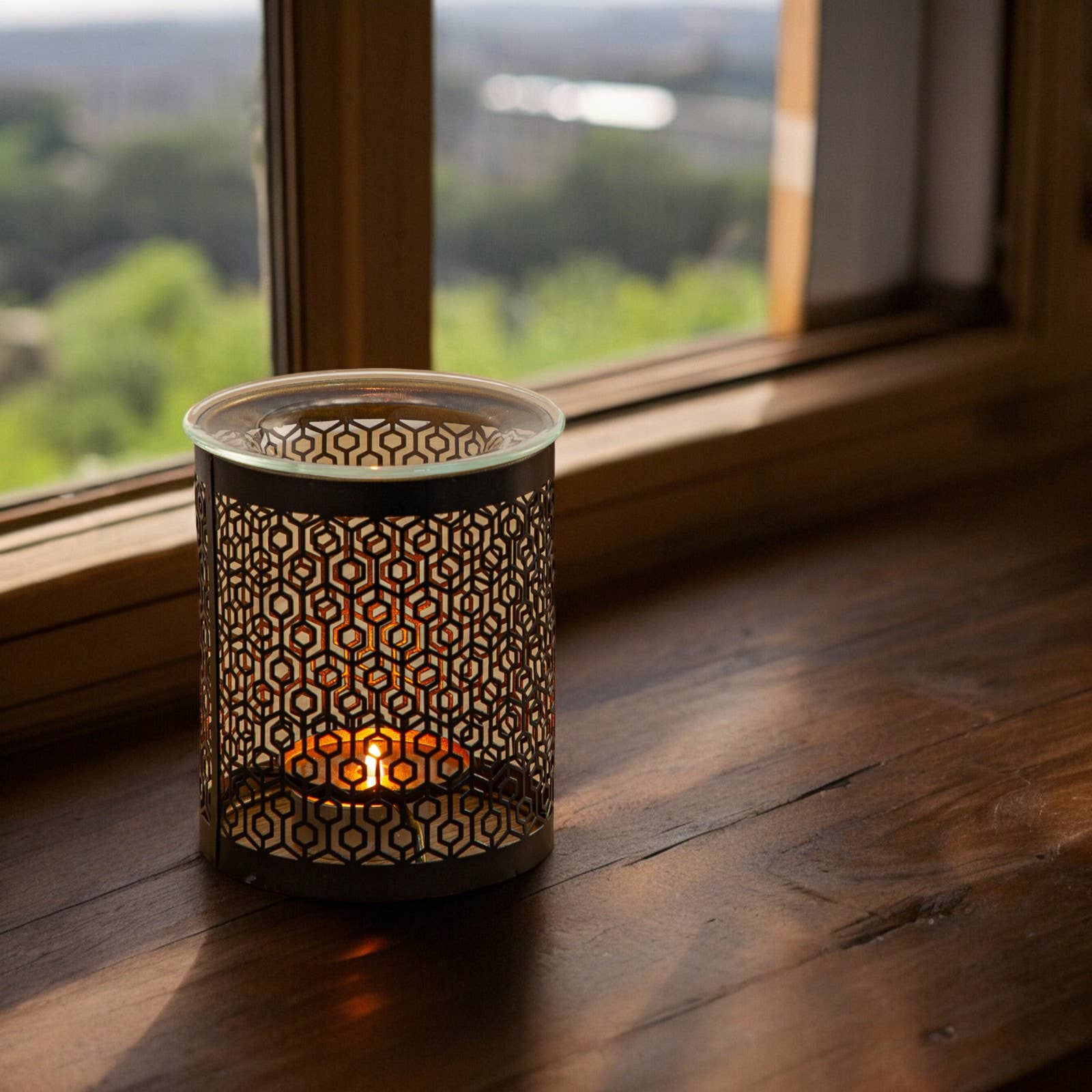 Zen'Arôme - Wholesale Oil Warmer - Metal Cutwork Incense Burner with Glass Dish Le Parfait6