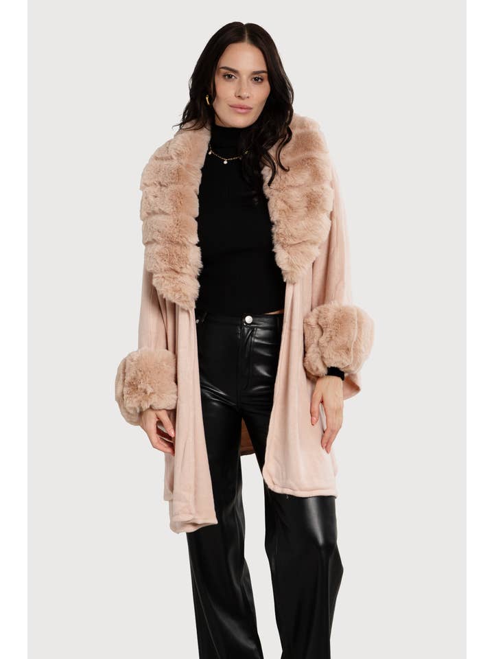 SAACHI - Wholesale Kimono - Women's - Faux Fur Holiday Party Kimono