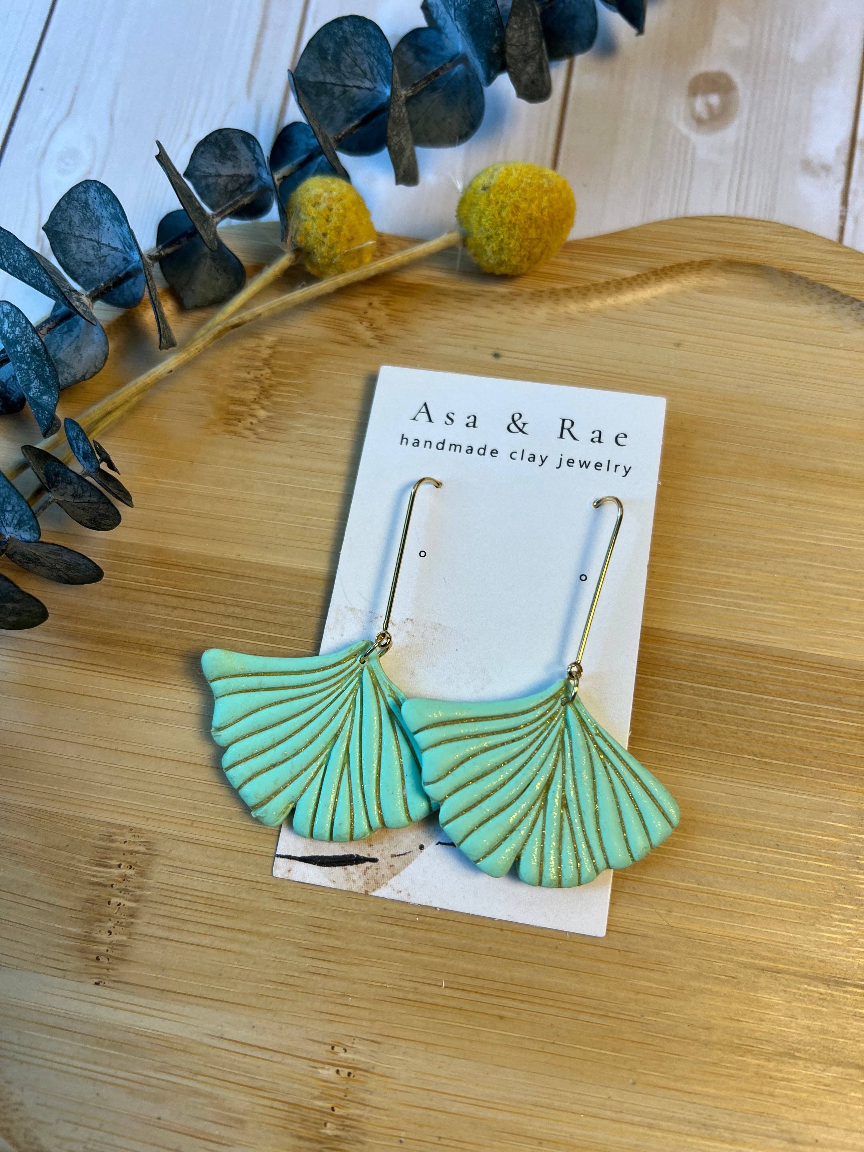 Asa&Rae - Wholesale Dangle Earrings - Ginkgo Leaf Dangle4
