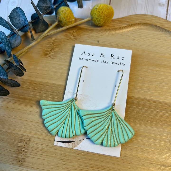 Asa&Rae - Wholesale Dangle Earrings - Ginkgo Leaf Dangle4