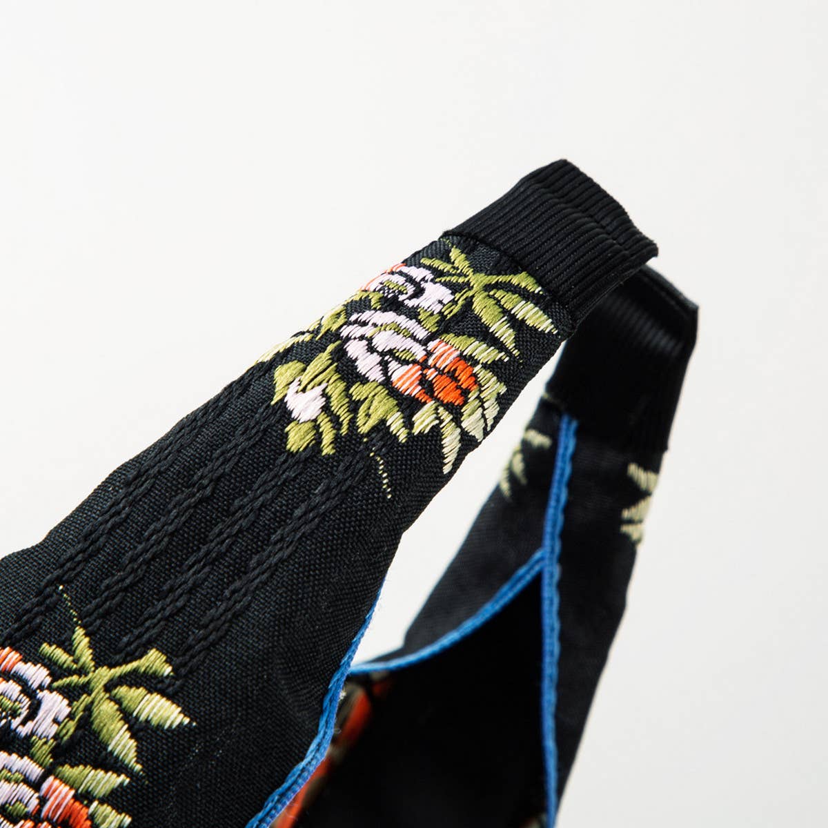 ACCITY - Wholesale Fashion Headband - Women's - WOMEN NEW CROSS EMBROIDERY HEADBAND_CWAHA19724