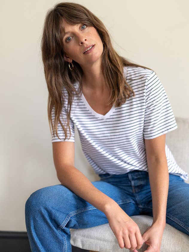 Dotty V Økologisk bomuld Navy Fin Stribet T-shirt for engroshandel hos Ivy