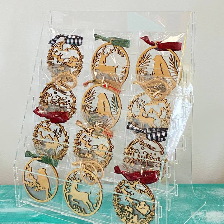 KL Design Works - Wholesale Retailer Display Stand/Case - Acrylic Display Hardware - 4 Shelf1