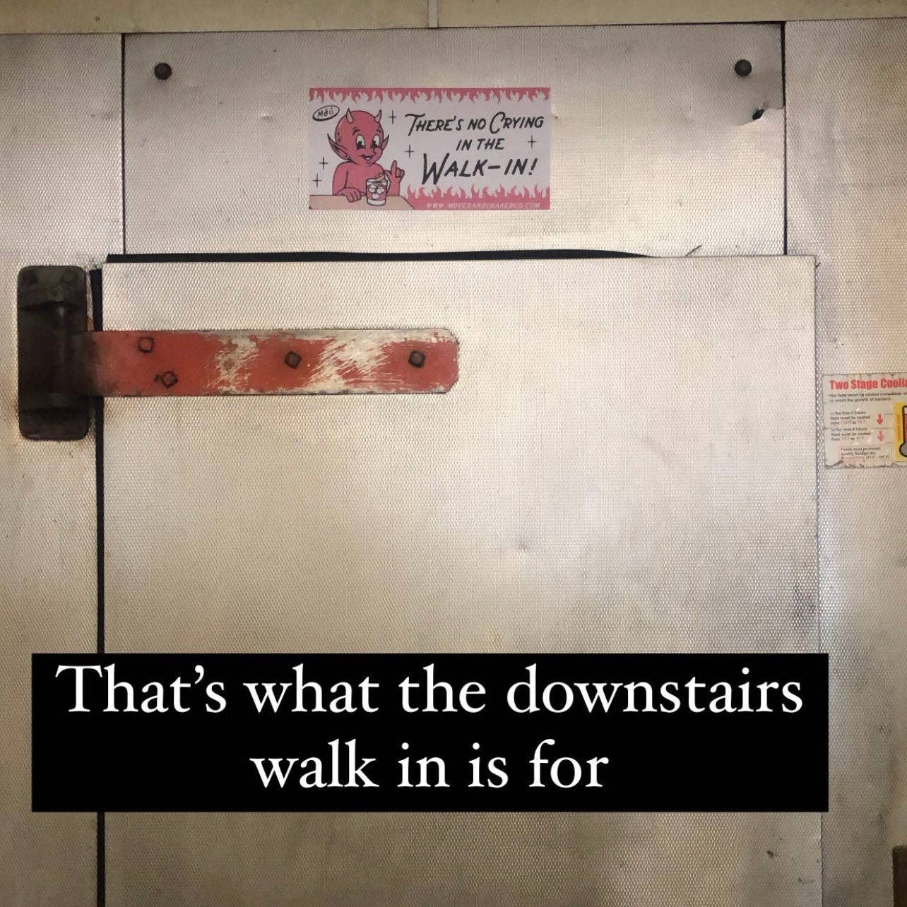 Mover & Shaker - Vente Autocollant - Autocollant No Crying In The Walk-In5