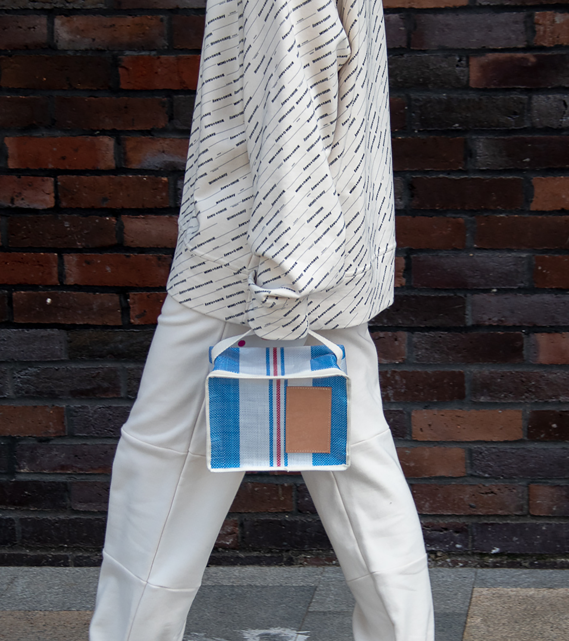 MONO+n.a.v.y – Engroshandel Køletaske – No.o28 køletaske i presenning med blå striber3