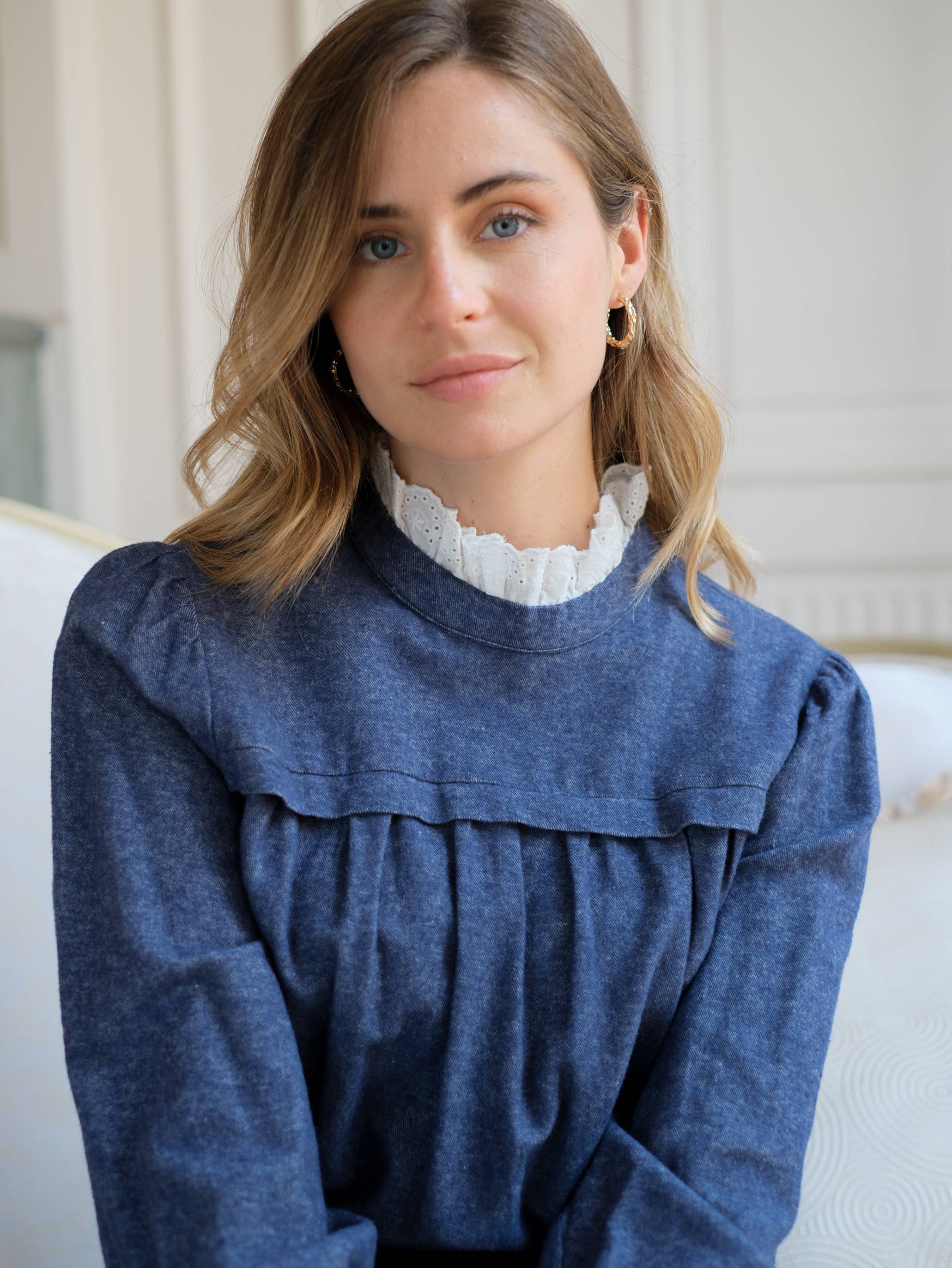 LOVIE & CO - Wholesale Blouse - Women's - Lace blouse with ruffled collar and cuffs - ASD96337-KAI1