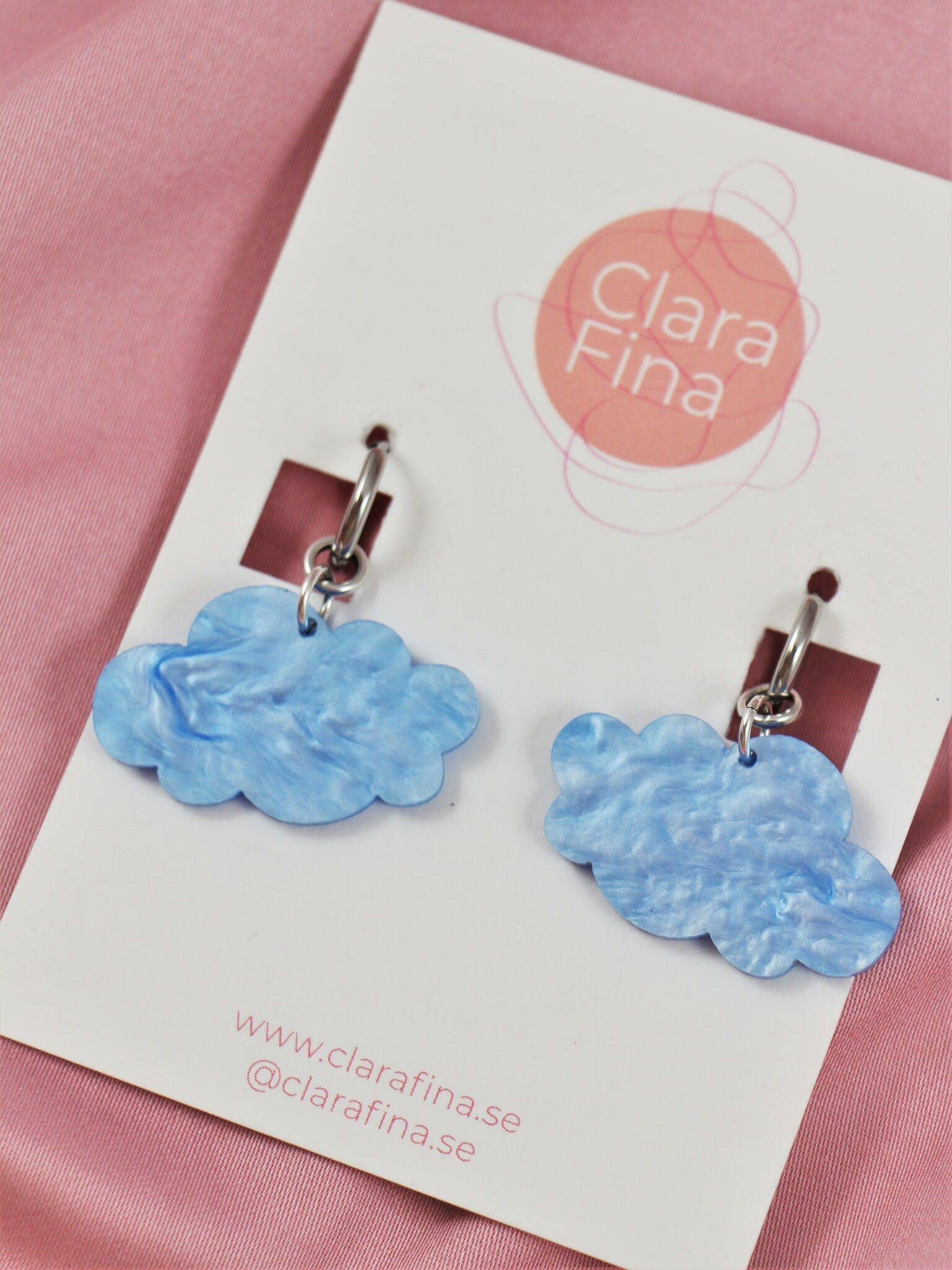 REMOVED BRAND - Vente Boucles d'oreilles pendantes - Créoles en forme de petits nuages bleus1