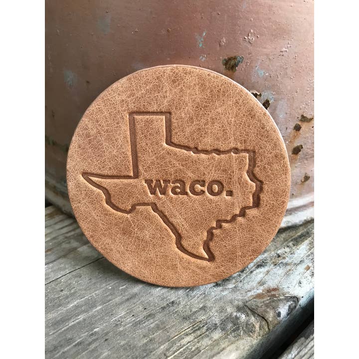 Sous-verre en cuir - Waco Texas Shape pour la vente par Jimmyrockit