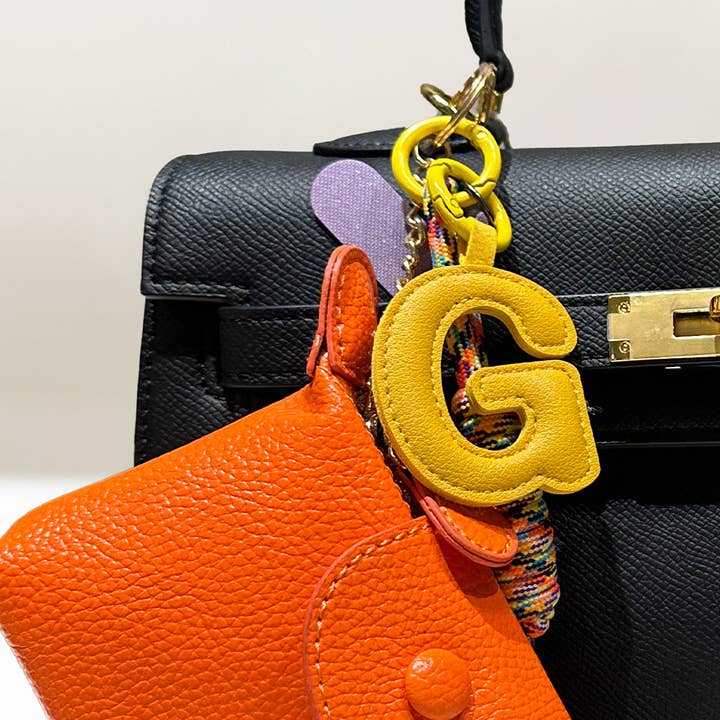 Fashion City - Vendita all'ingrosso Portachiavi - Donna - Portachiavi in similpelle con ciondolo a forma di lettera dell'alfabeto17