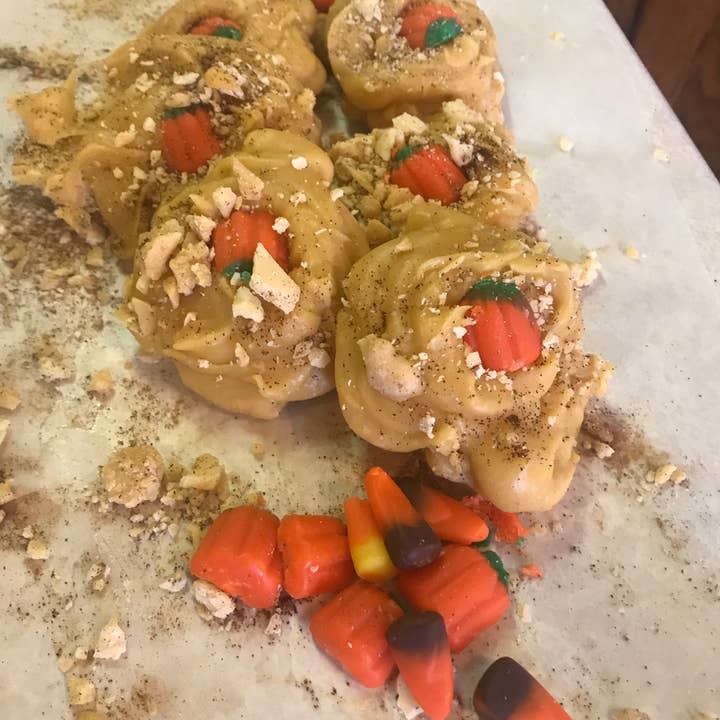 Frog on a Limb Primitives - Wholesale Wax Melt - Single Cookie wax melts8