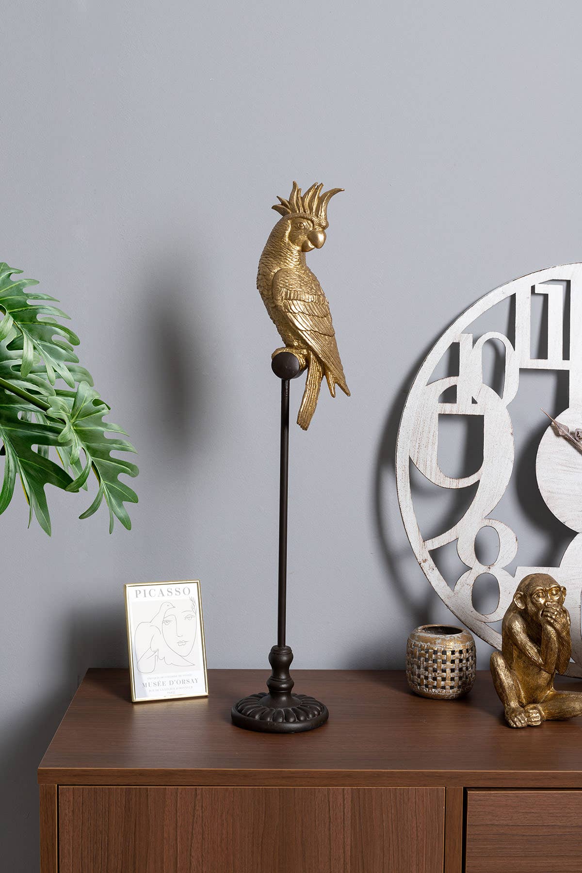 Gdeco - Wholesale Decorative figurine - Gold Resin Parrot With Black Pedestal. 41 Cm1