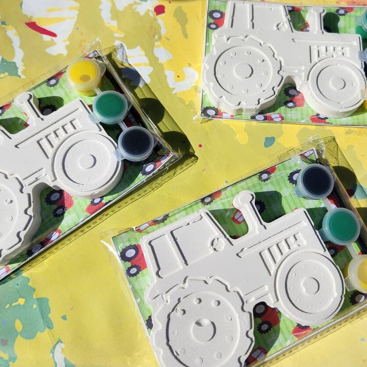 Snazzy Crayons - Wholesale Party Favor - Tractor Paint Kits l Party Favors l Tractor Craft