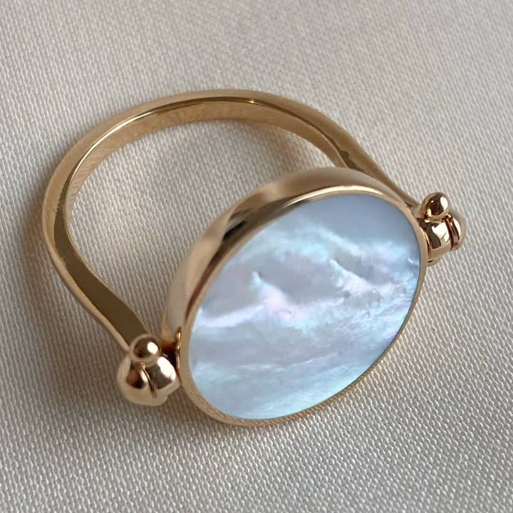 Reversible mother-of-pearl ring for wholesale by Julide Bijoux