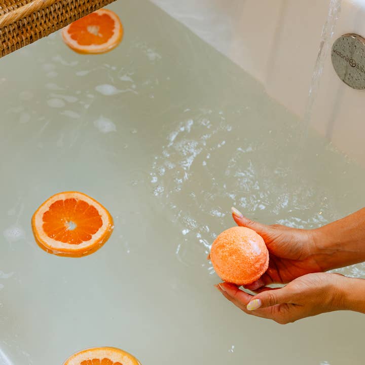 Old Whaling Company - Wholesale Bath Bomb/Fizz - Bergamot & Grapefruit Bath Bomb3