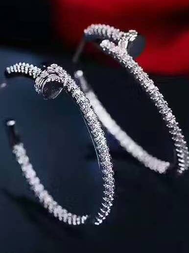 Oorbellen met kubische zirkonia in de vorm van een spijker E6175 voor wholesale door Ole