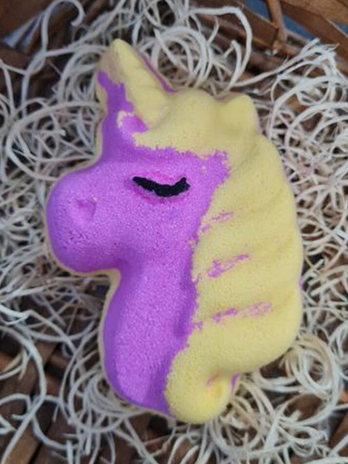 Unicorm Bath Bomb - Sweet Berry Scent for wholesale by Enchanting Bath Bombs