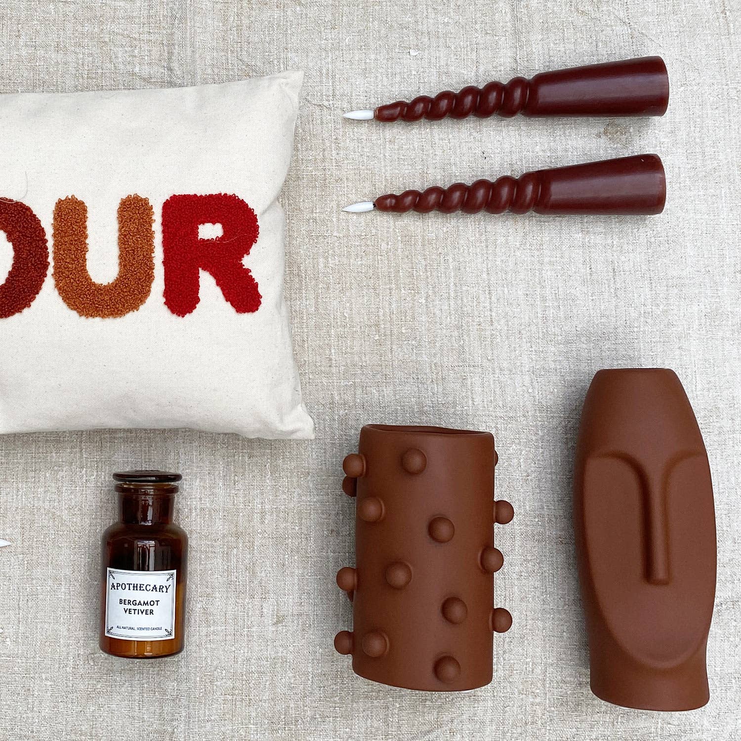 2 LED candles Twisted pillars natural brown wax D5.5 H24.5cm (battery operated) for wholesale on Faire2