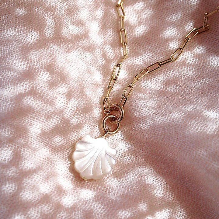 Ke Aloha Jewelry - Wholesale Pendant/Charm Necklace - Seashell Chain Necklace - Kainalu