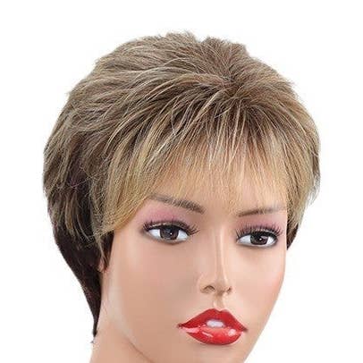 FurDecoration – Großhandel Perücke/Haarteil – Kurze lockige synthetische Perücke mit Kappe1