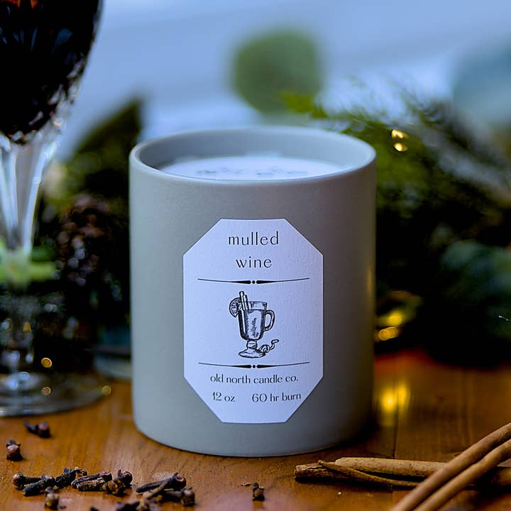 Glühwein - Kerze aus Keramik mit Sojamischung, 12 Unzen für den Großhandel von Old North Candle Co