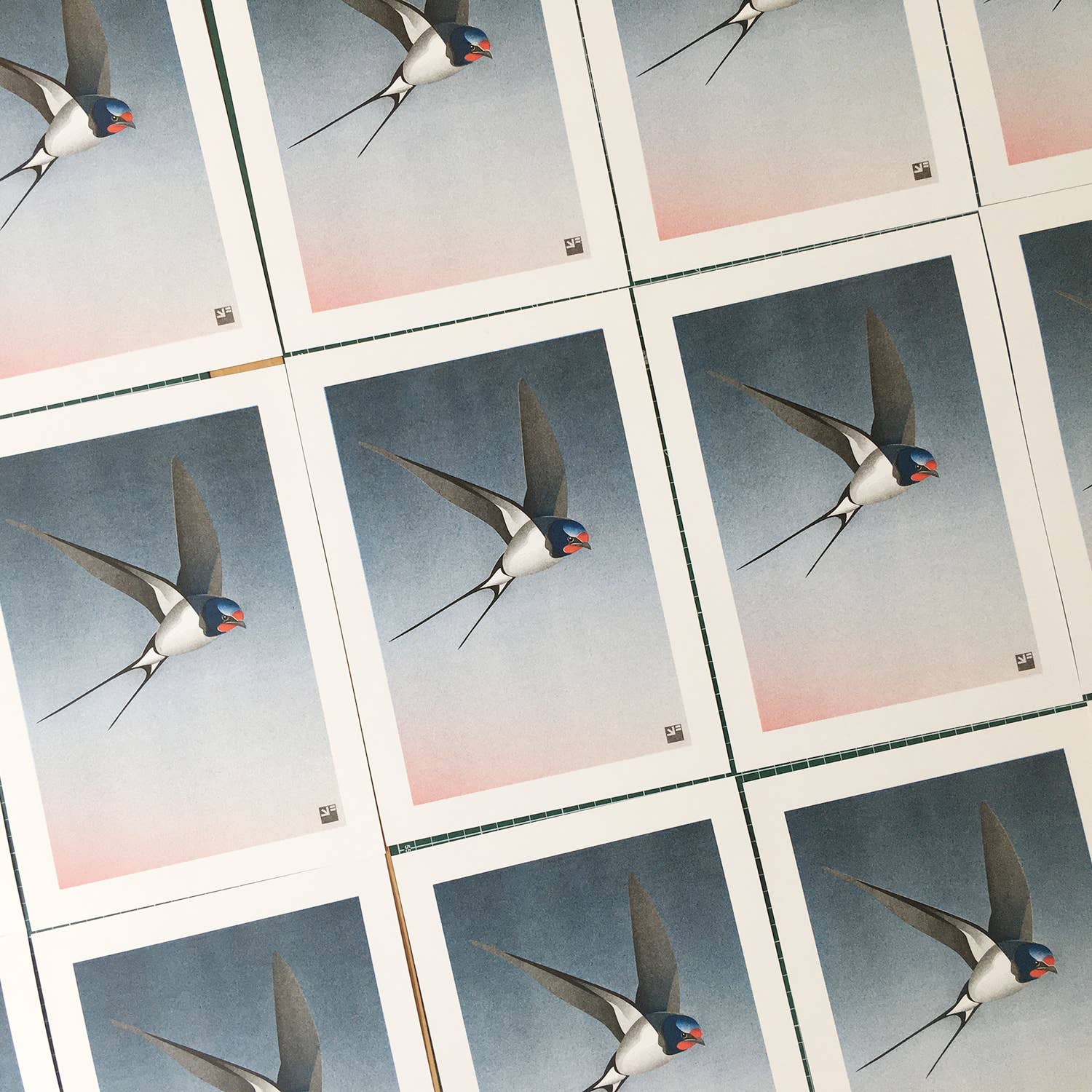 VrijFormaat - Wholesale Art Print - riso print - Barn Swallow - Bird art print - A42