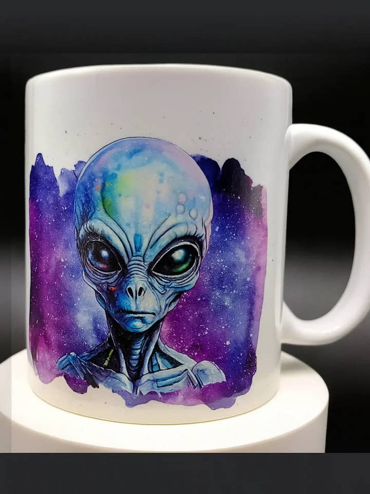 Alien Koffiemok 11oz - Kosmisch Sci-Fi Cadeau Bezoeker uit Vortex voor wholesale door American Taina Crafts