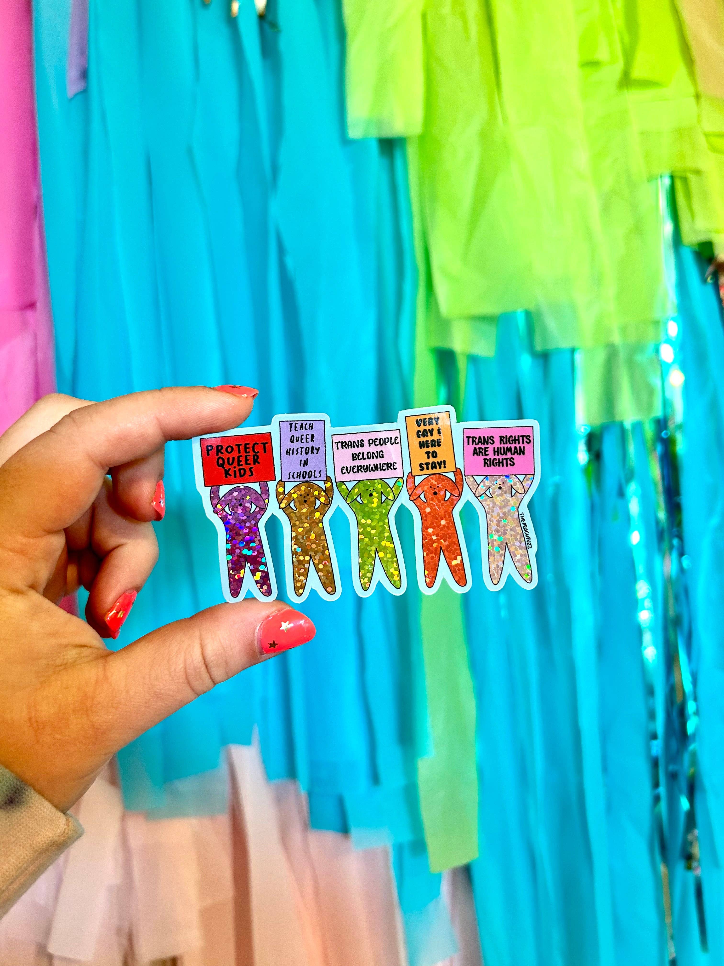 The Peach Fuzz - Vente Autocollant - Autocollant paillettes Chiots Pride3