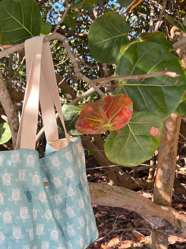 Turtle Tote for wholesale by Puka Maui